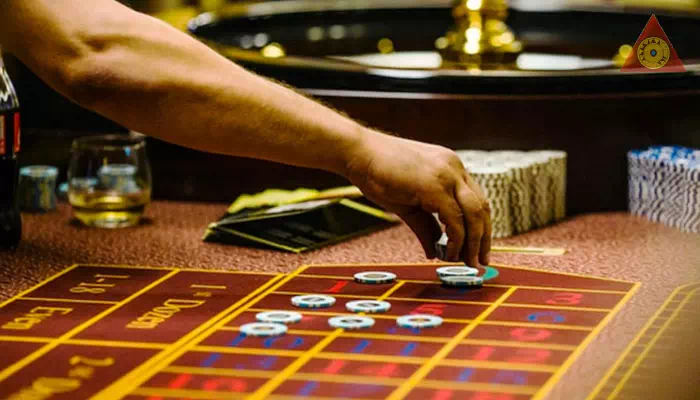 Живые покерные турниры в казино Оракул каждую неделю